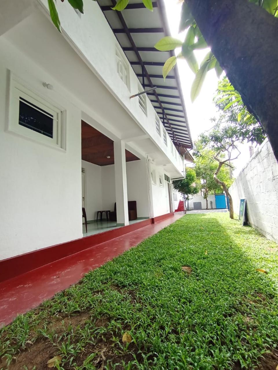 Sihara Rooms & Hostel Ματάρα Εξωτερικό φωτογραφία